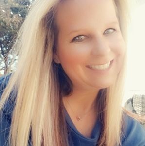 Meet your Posher, Carrie